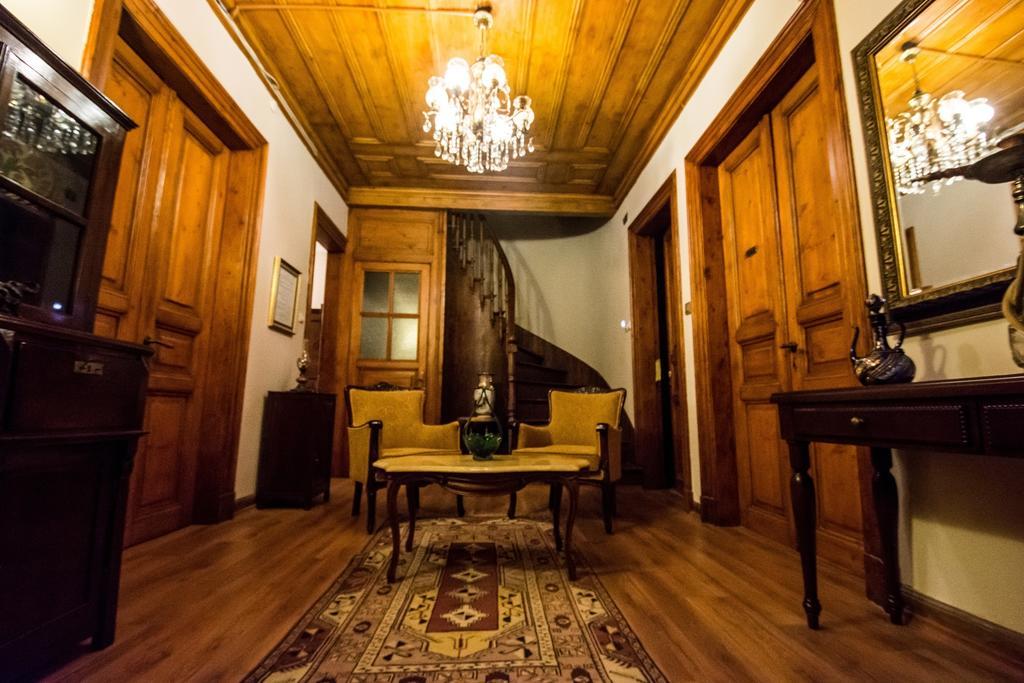 イスタンブール オットマン スイーツ バイ セラ ハウス Bed & Breakfast エクステリア 写真